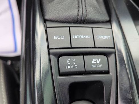 Certified 2025 Toyota Camry SE w/ Convenience Package FWD image 24
