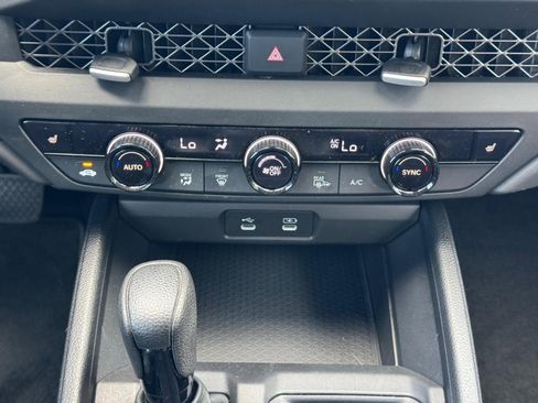 Certified 2023 Honda Accord EX image 15