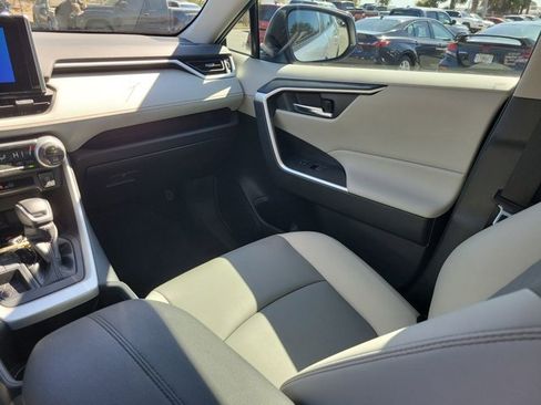 Used 2024 Toyota RAV4 XLE Premium image 23