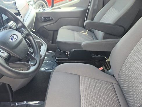 Used 2025 Ford Transit 350 XLT image 18