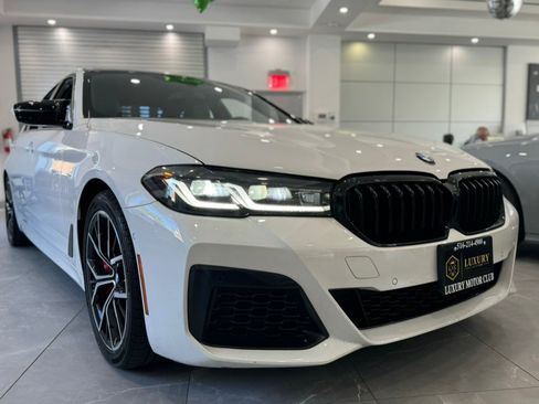 Used 2022 BMW 540i xDrive w/ M Sport Package AWD/4WD image 11