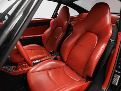 Used 1998 Porsche 911 Carrera S image 5