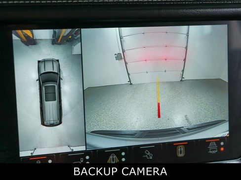 Used 2023 GMC Yukon Denali Ultimate AWD/4WD image 20