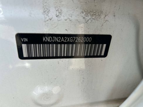 Used 2016 Kia Soul w/ Convenience Package FWD image 32