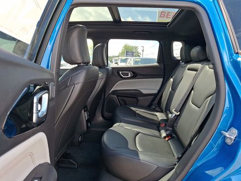 New 2026 Jeep Compass Limited w/ Sun, Sound & Navigation Group AWD/4WD image 6