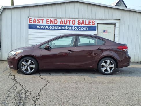 Used 2018 Kia Forte LX w/ LX Popular Package FWD image 2