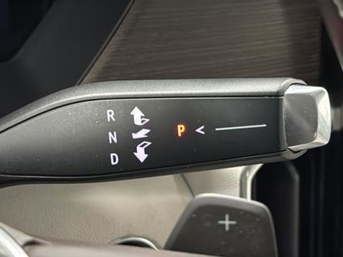 Used 2024 GMC Acadia Denali w/ Super Cruise Package AWD/4WD image 18