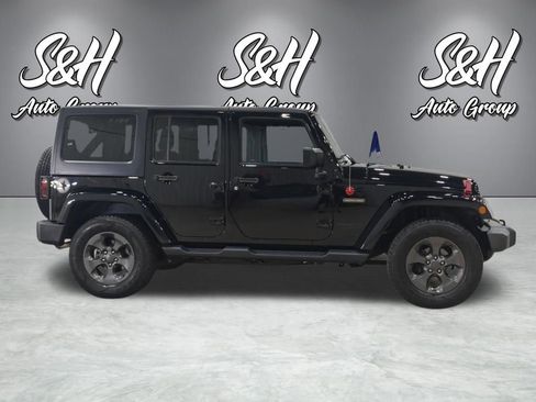 Used 2017 Jeep Wrangler Unlimited Sport AWD/4WD image 16