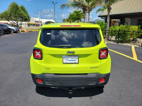 Used 2017 Jeep Renegade Sport w/ Power & Air Group FWD image 6