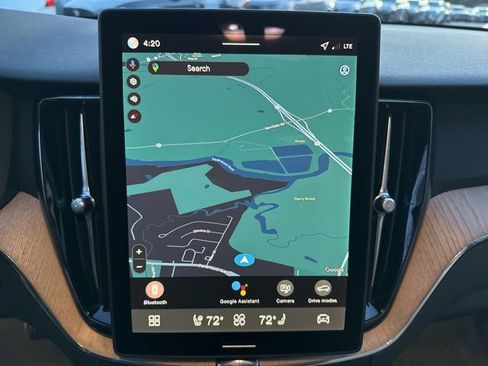 New 2026 Volvo XC60 B5 Plus w/ Protection Package Premier image 9