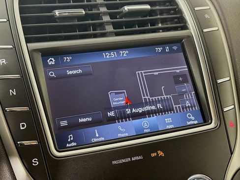 Used 2020 Lincoln Nautilus Standard w/ Equipment Group 101A image 16