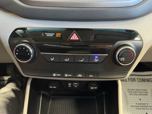 Used 2017 Hyundai Tucson Eco w/ Cargo Package AWD/4WD image 38