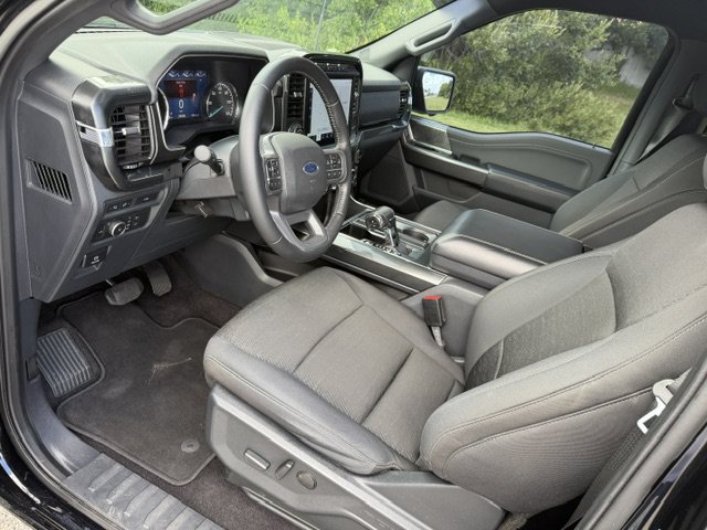 Used 2021 Ford F150 XLT w/ Equipment Group 302A High RWD image 12