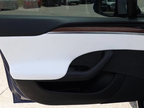 Used 2022 Tesla Model S AWD/4WD image 12