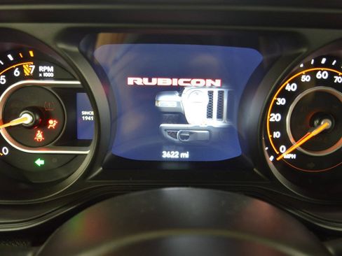 Used 2025 Jeep Gladiator Rubicon w/ Safety Group AWD/4WD image 39