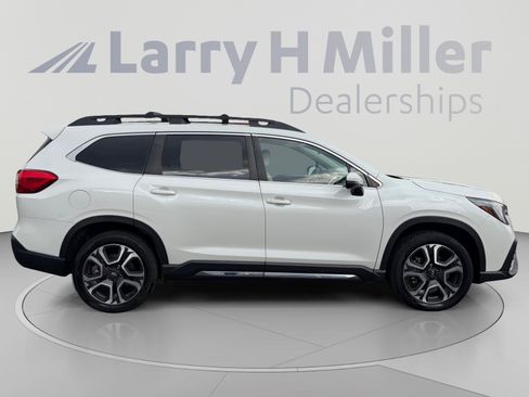 Used 2026 Subaru Ascent Limited w/ Popular Package #2 AWD/4WD image 6