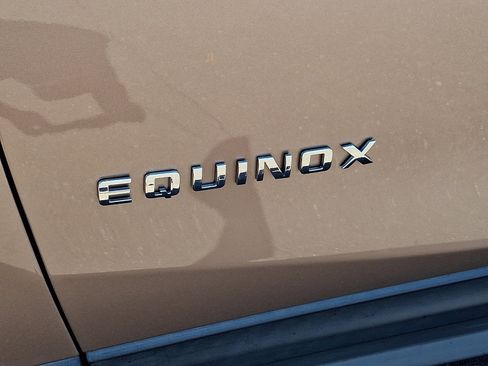 Used 2018 Chevrolet Equinox LS FWD image 30