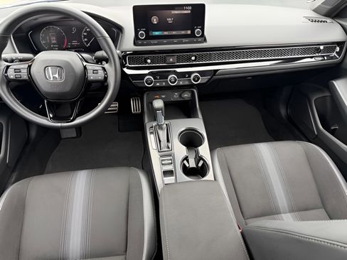 Used 2024 Honda Civic Sport image 10