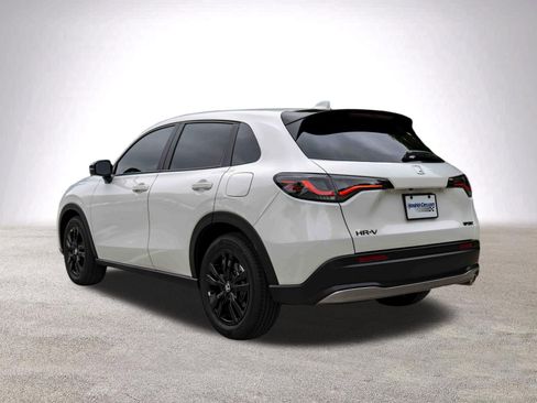 Used 2026 Honda HR-V Sport image 7