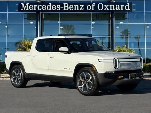 Used 2022 Rivian R1T Adventure image 1