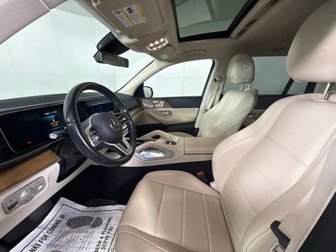 Used 2021 Mercedes-Benz GLS 450 4MATIC image 13