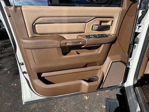 Used 2021 RAM 2500 Limited image 14