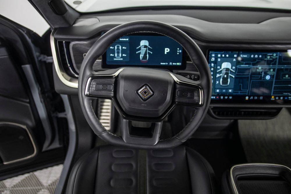 Used 2023 Rivian R1S Adventure Quad AWD/4WD image 31