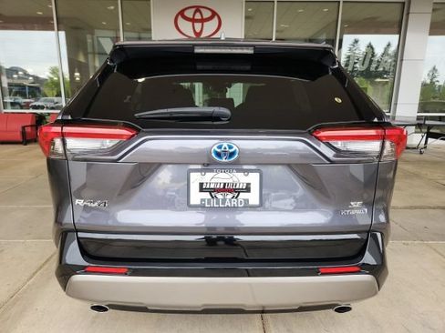 Certified 2023 Toyota RAV4 SE w/ Convenience Package AWD/4WD image 10