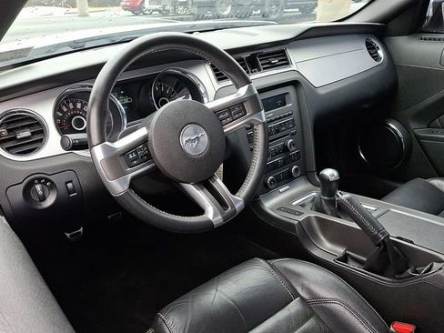 Used 2014 Ford Mustang Premium image 11