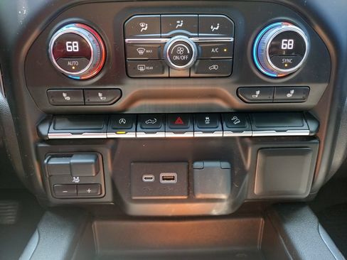 Used 2021 Chevrolet Silverado 1500 RST AWD/4WD image 26
