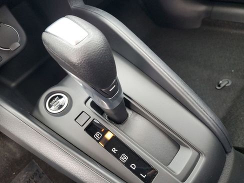 New 2025 Nissan Kicks Play S image 19