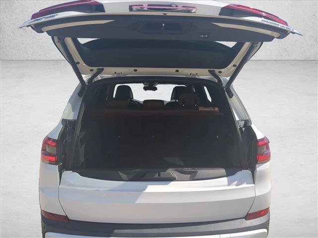 Used 2019 BMW X5 xDrive50i w/ Executive Package AWD/4WD image 6