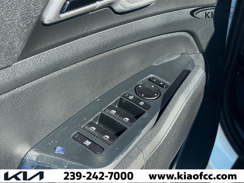 New 2026 Kia Sportage LX FWD image 19