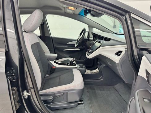 Used 2020 Chevrolet Bolt LT FWD image 15