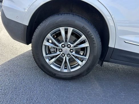 Used 2021 Cadillac XT5 Premium Luxury image 7