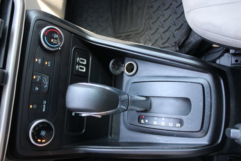 Used 2020 Ford EcoSport S FWD image 40