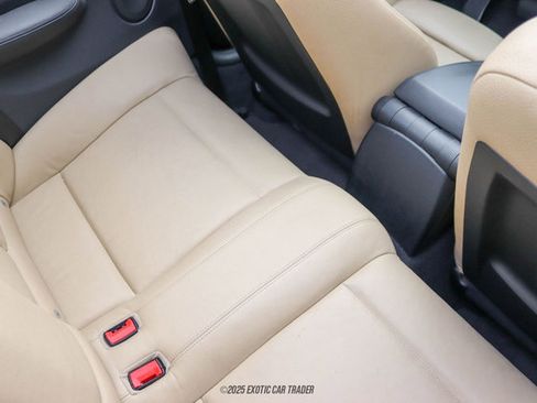 Used 2010 BMW 135i Convertible image 42