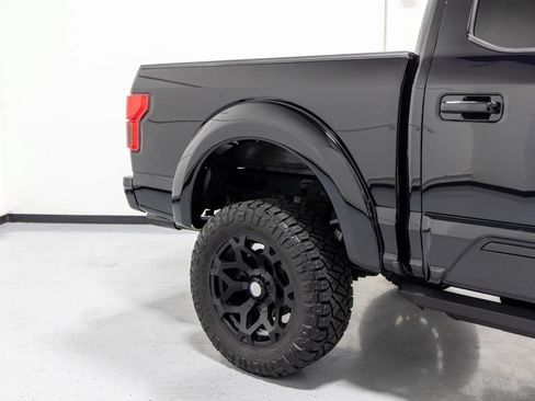 Used 2020 Ford F150 Lariat w/ Equipment Group 502A Luxury AWD/4WD image 21