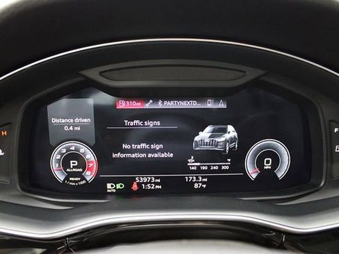 Used 2021 Audi Q7 3.0T Prestige image 28