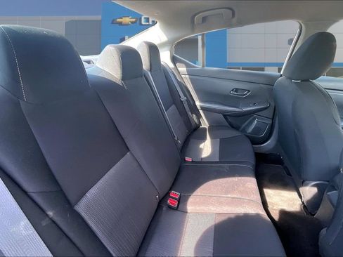 Used 2024 Nissan Sentra SV FWD image 25