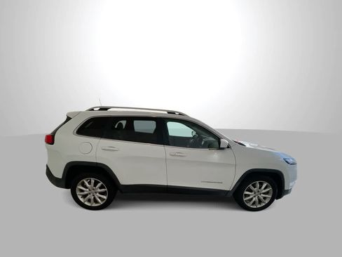 Used 2016 Jeep Cherokee Limited FWD image 9