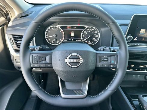 New 2026 Nissan Rogue SV w/ Cold Weather Package AWD/4WD image 14
