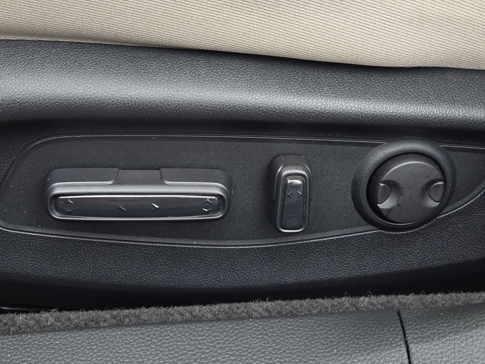 Certified 2024 Honda Accord EX image 28