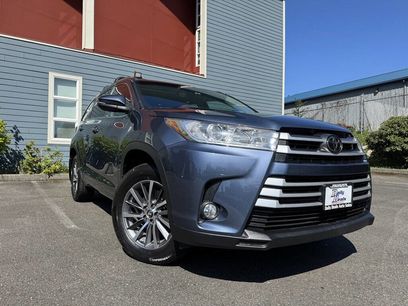 Used 2017 Toyota Highlander XLE