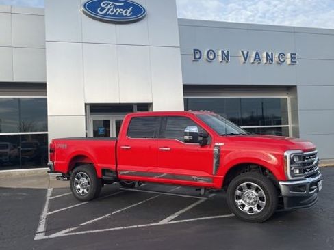 Used 2023 Ford F250 Lariat w/ Chrome Package image 8