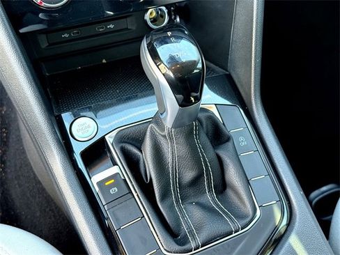 Used 2025 Volkswagen Taos S image 20