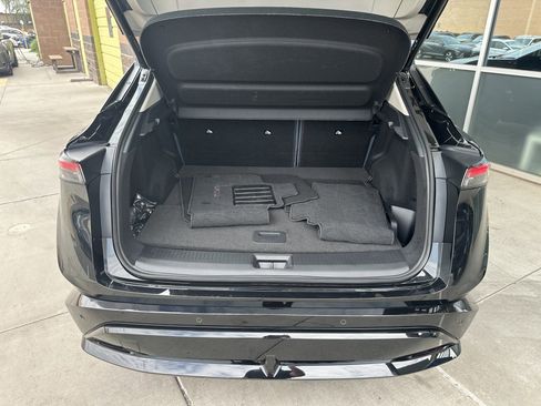 Used 2023 Nissan Ariya image 37