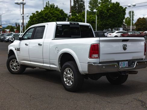 Used 2017 RAM 3500 Laramie w/ Convenience Group AWD/4WD image 5