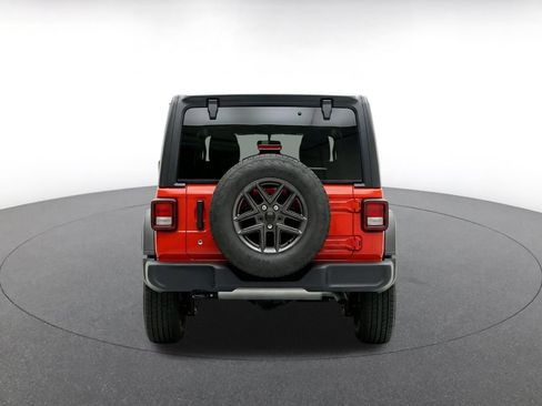 Used 2025 Jeep Wrangler Unlimited Sport AWD/4WD image 7