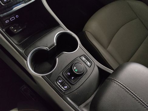 Used 2021 GMC Terrain SLT w/ LPO, Floor Liner Package FWD image 26